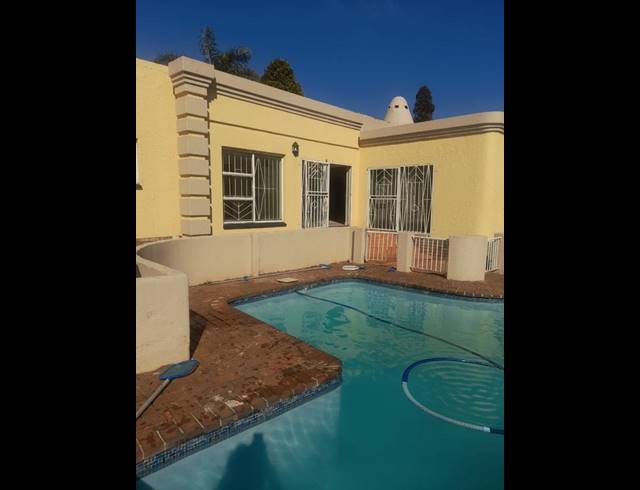 3 BEDROOM PROPERTY TO RENT IN BIRCH ACRES